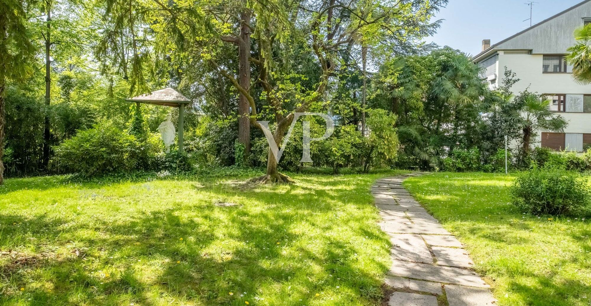 Exklusive und elegante Wohnung mit spektakulärer Terrasse in einer privilegierten Umgebung