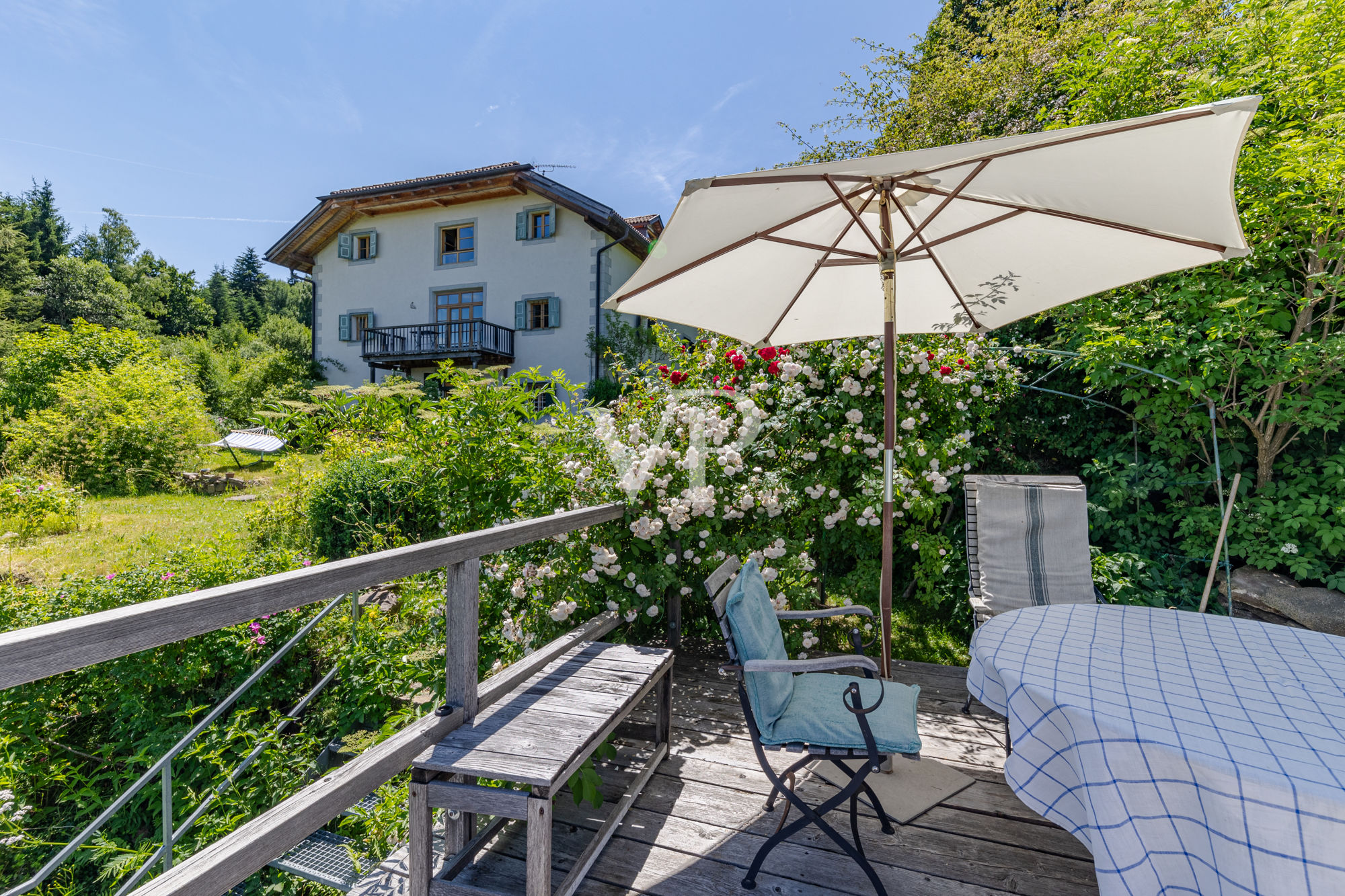Proprietà storica con carattere e panorama sopra Bolzano