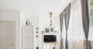 von_poll_real_estate_property_IT254152182_image_2