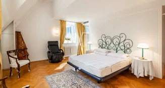 von_poll_real_estate_property_IT254922200_image_12