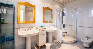 von_poll_real_estate_property_IT254922200_image_16