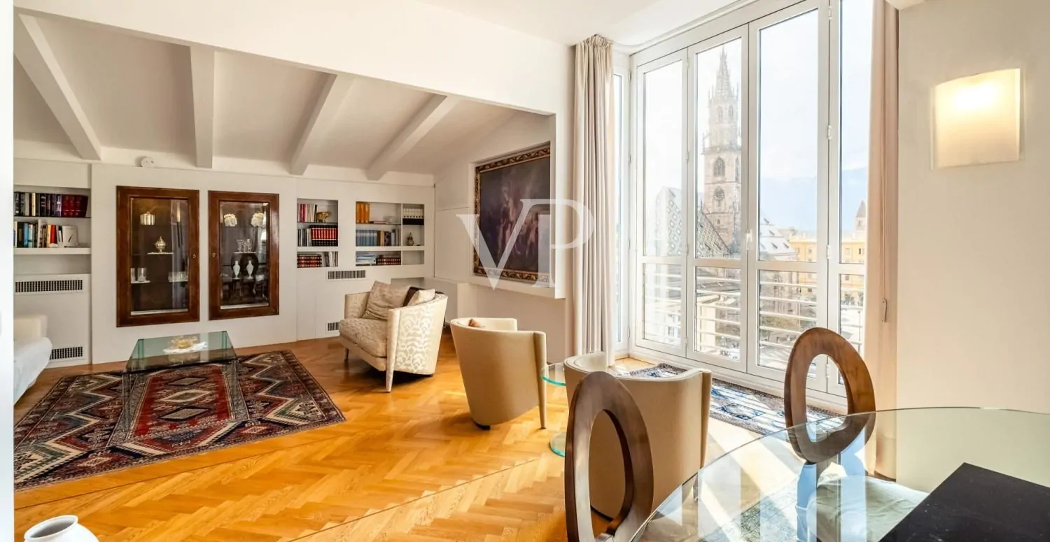 Exclusivo ático en la plaza Walther