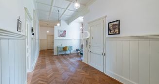 von_poll_real_estate_property_IT254152224_image_3
