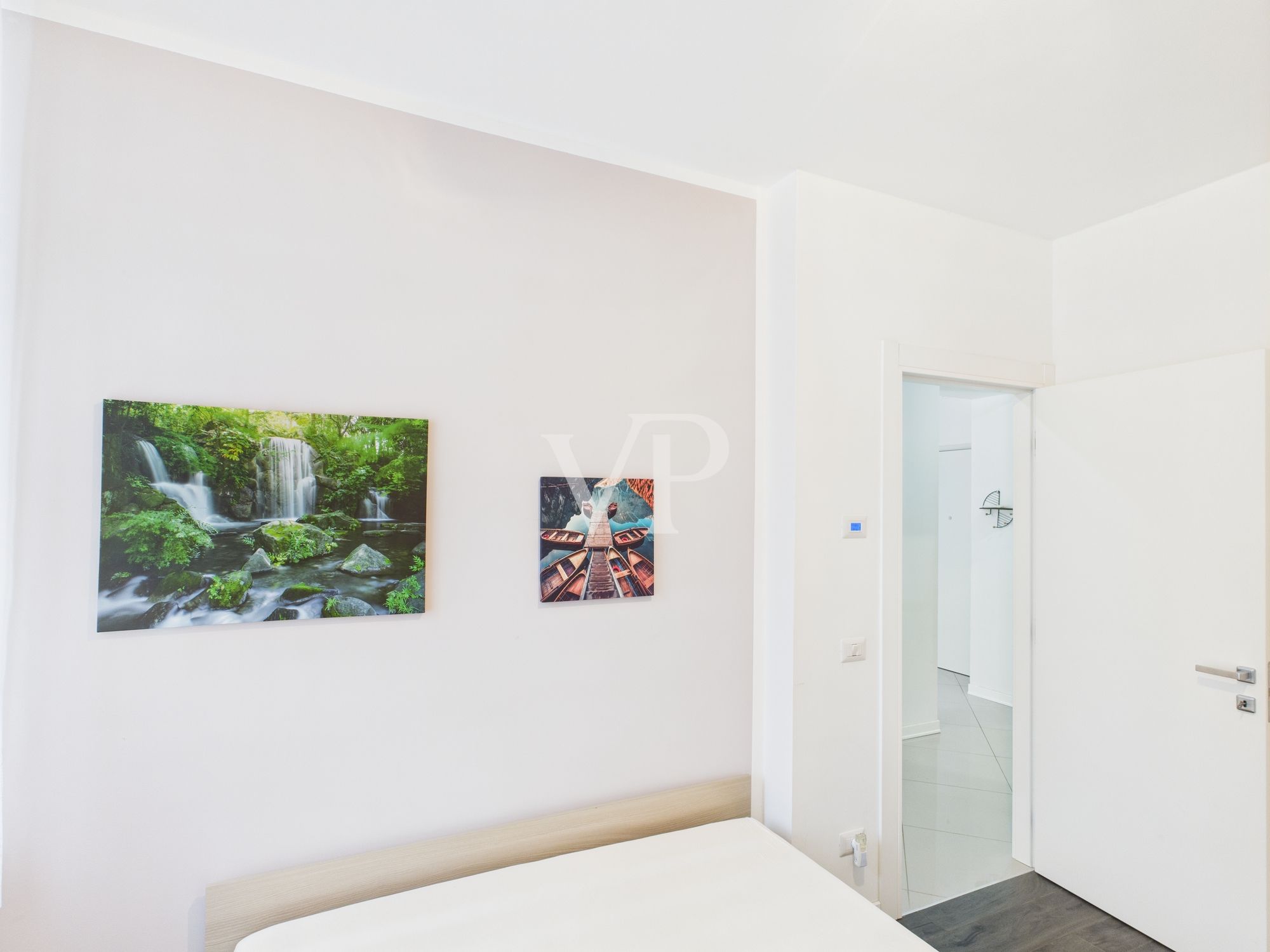 Renovated Three Bedroom Apartment with Large Spaces and Modern Amenities - Capodazzo