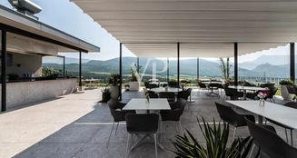von_poll_real_estate_property_IT254152358_image_9