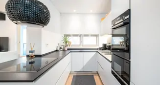 von_poll_real_estate_property_IT254152386_image_0