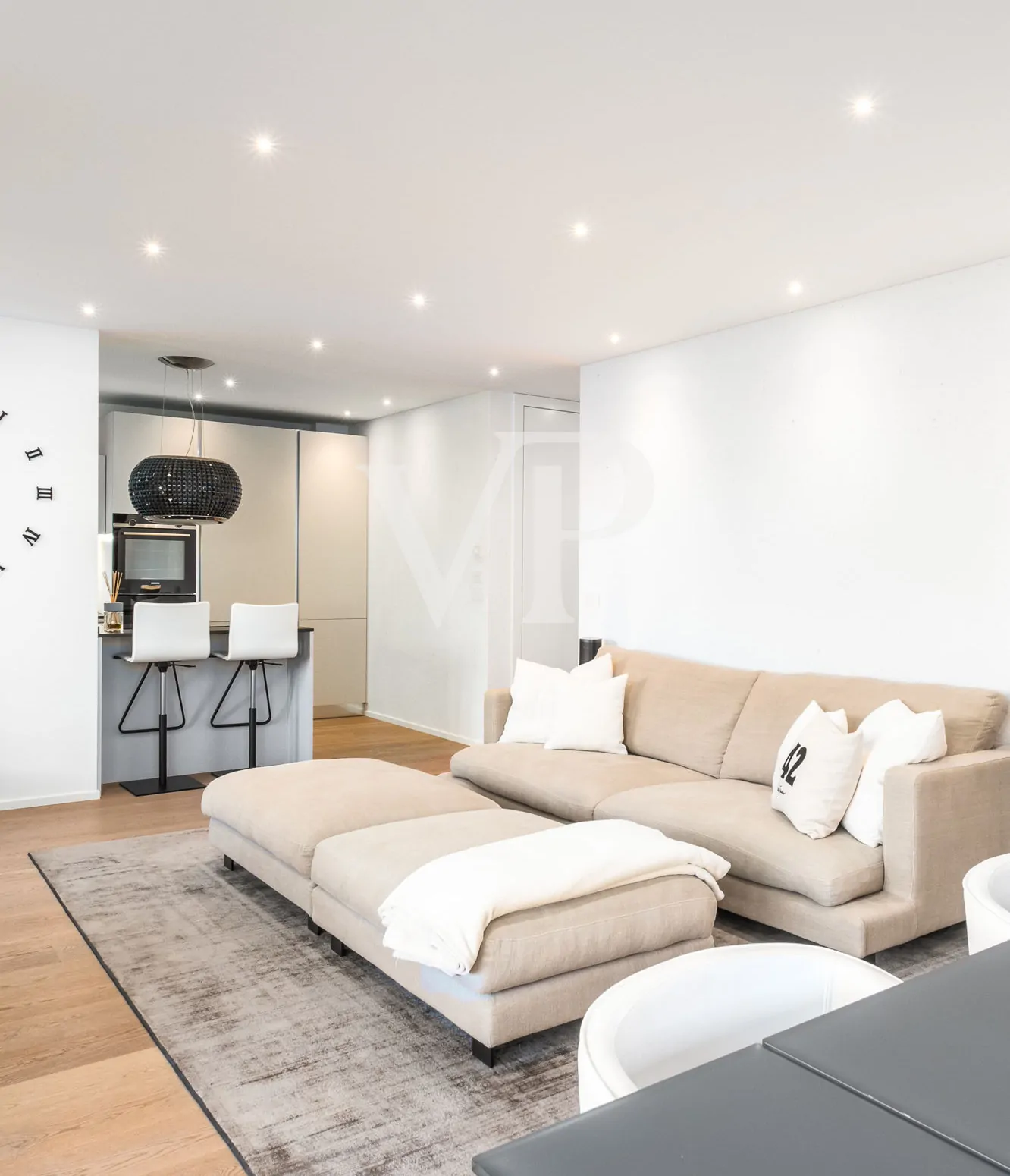 Prestigioso Quadrilocale con vista panoramica e triple box auto: IT 25 415 1802