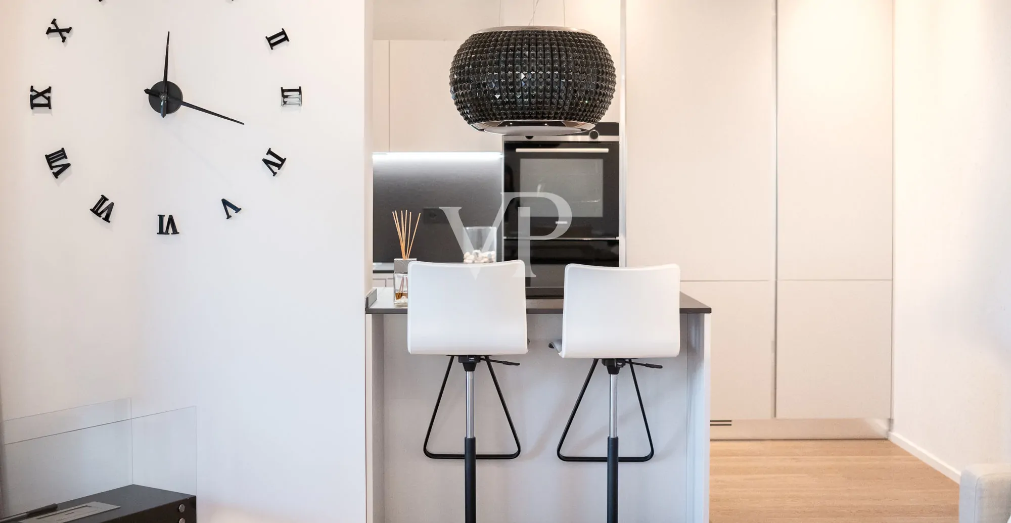 Prestigioso Quadrilocale con vista panoramica e triple box auto: IT 25 415 1802