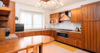 von_poll_real_estate_property_IT254152389_image_5