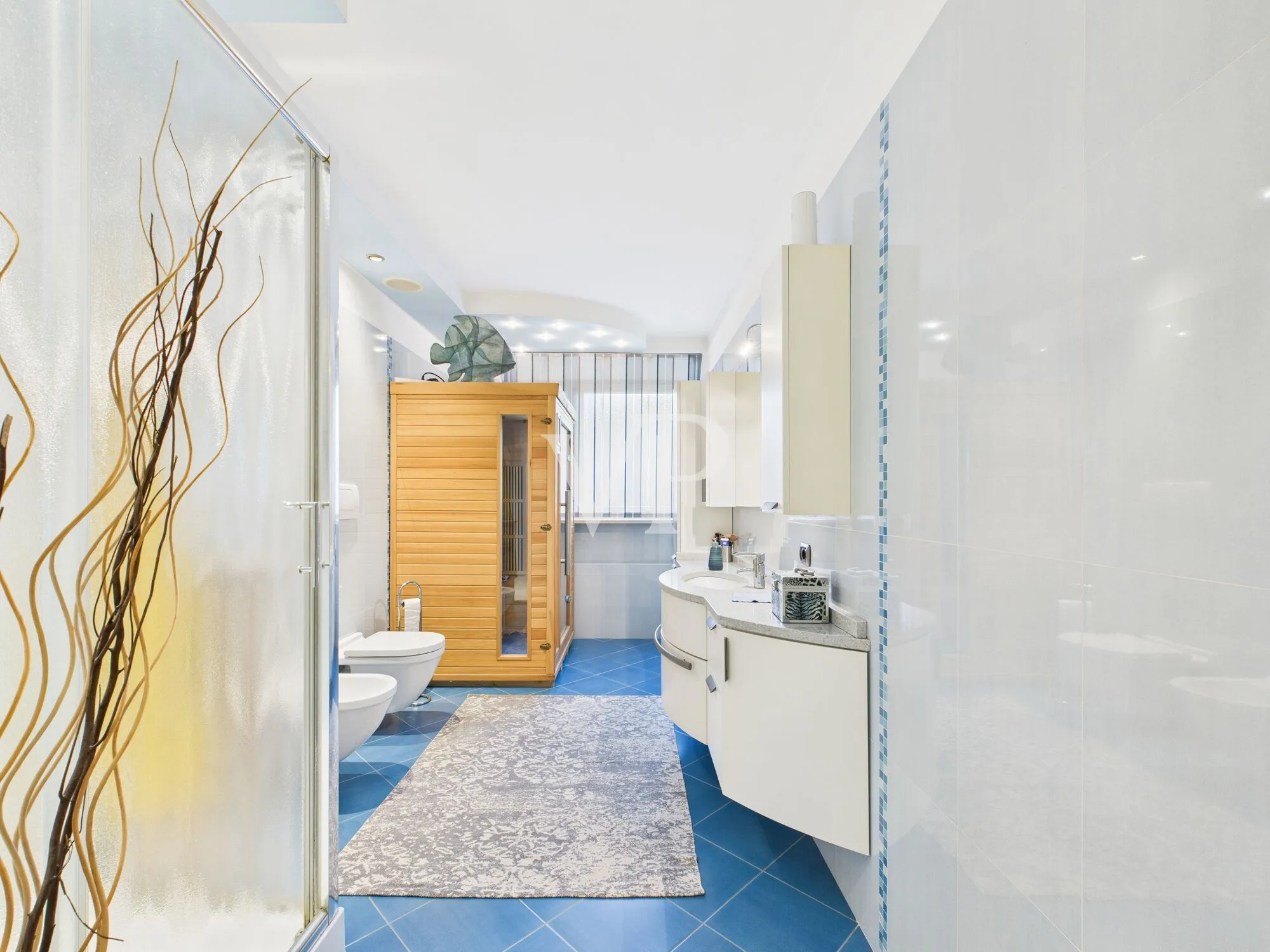 Amplio y moderno apartamento de tres habitaciones en Via Resia en Bolzano