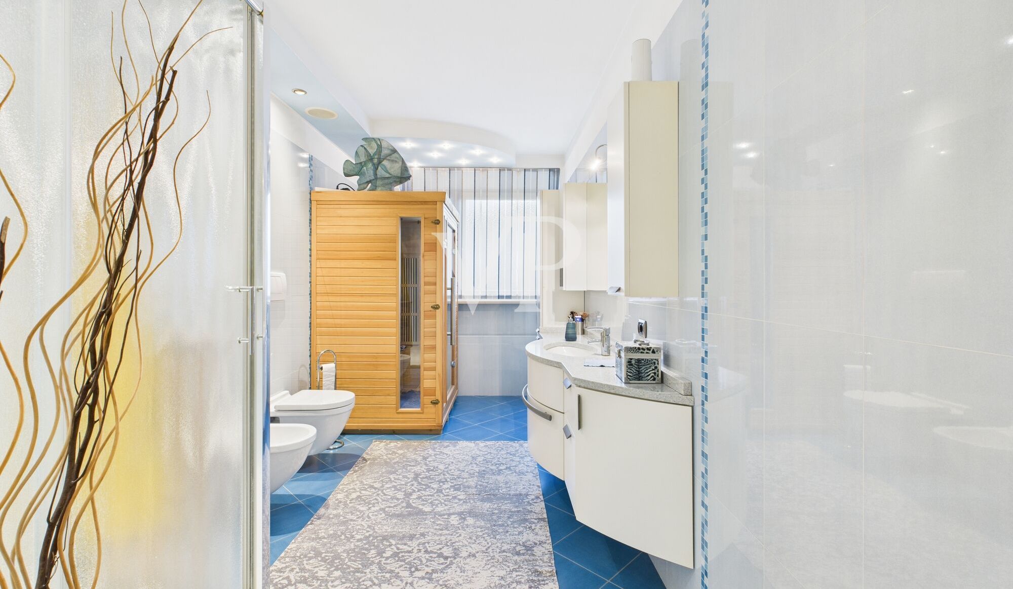 Spacious, modern two-bedroom apartment on Resia Street in Bolzano