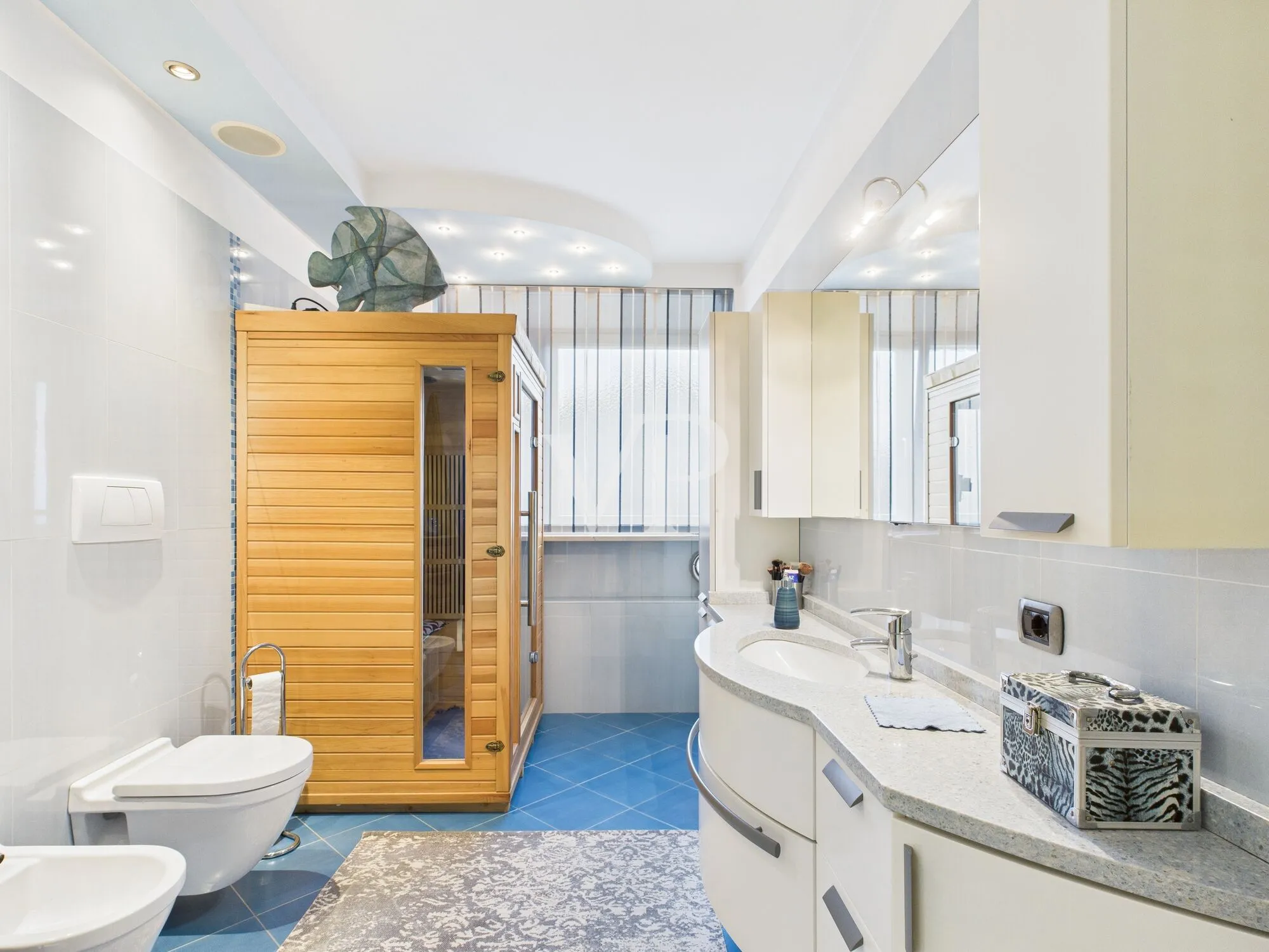 Amplio y moderno apartamento de tres habitaciones en Via Resia en Bolzano