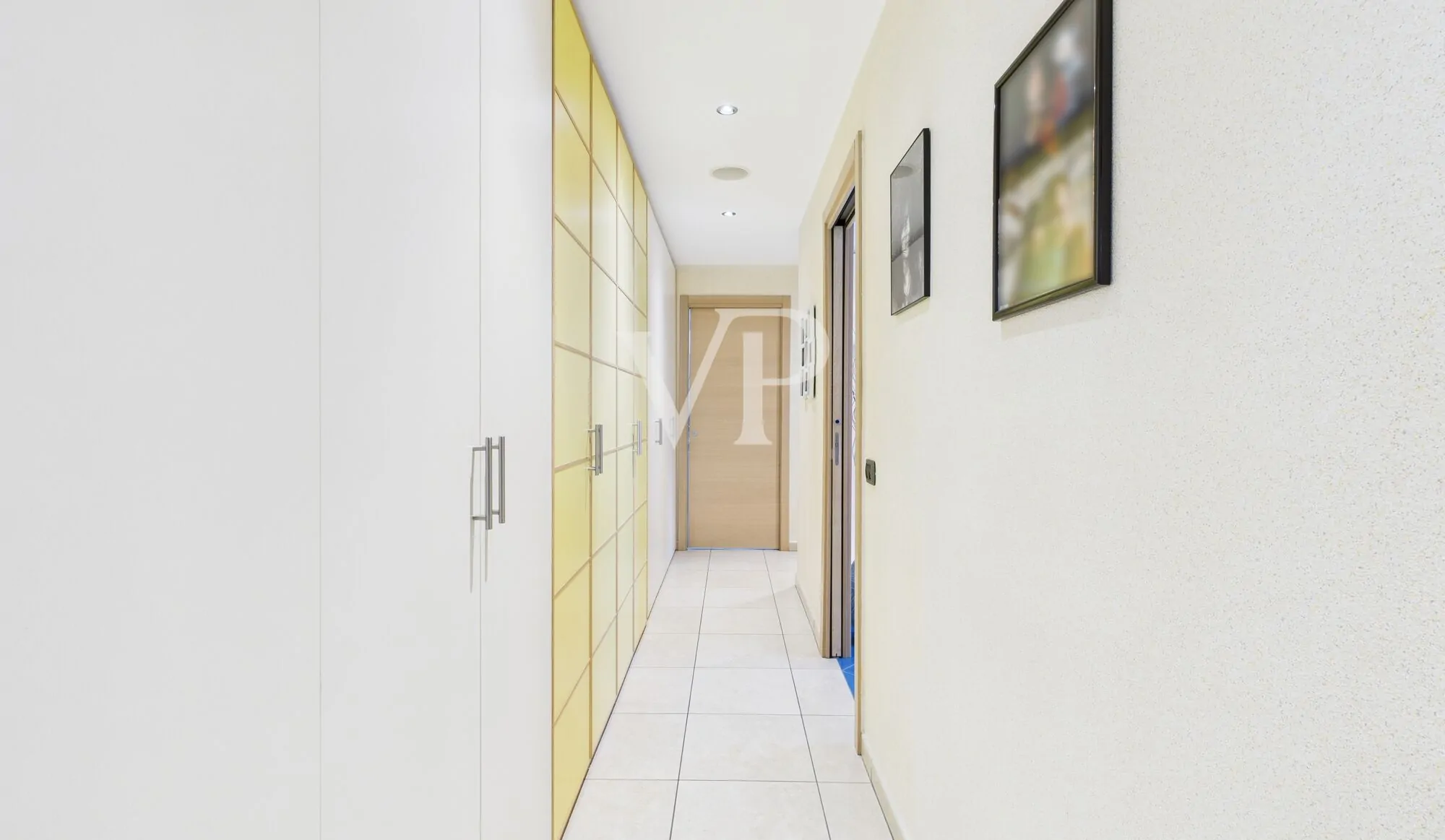 Amplio y moderno apartamento de tres habitaciones en Via Resia en Bolzano