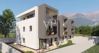 von_poll_real_estate_property_IT254152438_image_0