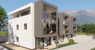 von_poll_real_estate_property_IT254152438_image_1