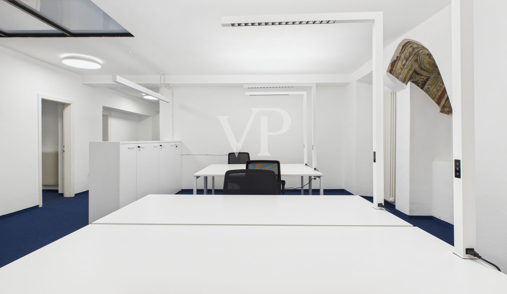 Bolzano: Prestigious and functional office in the historic center