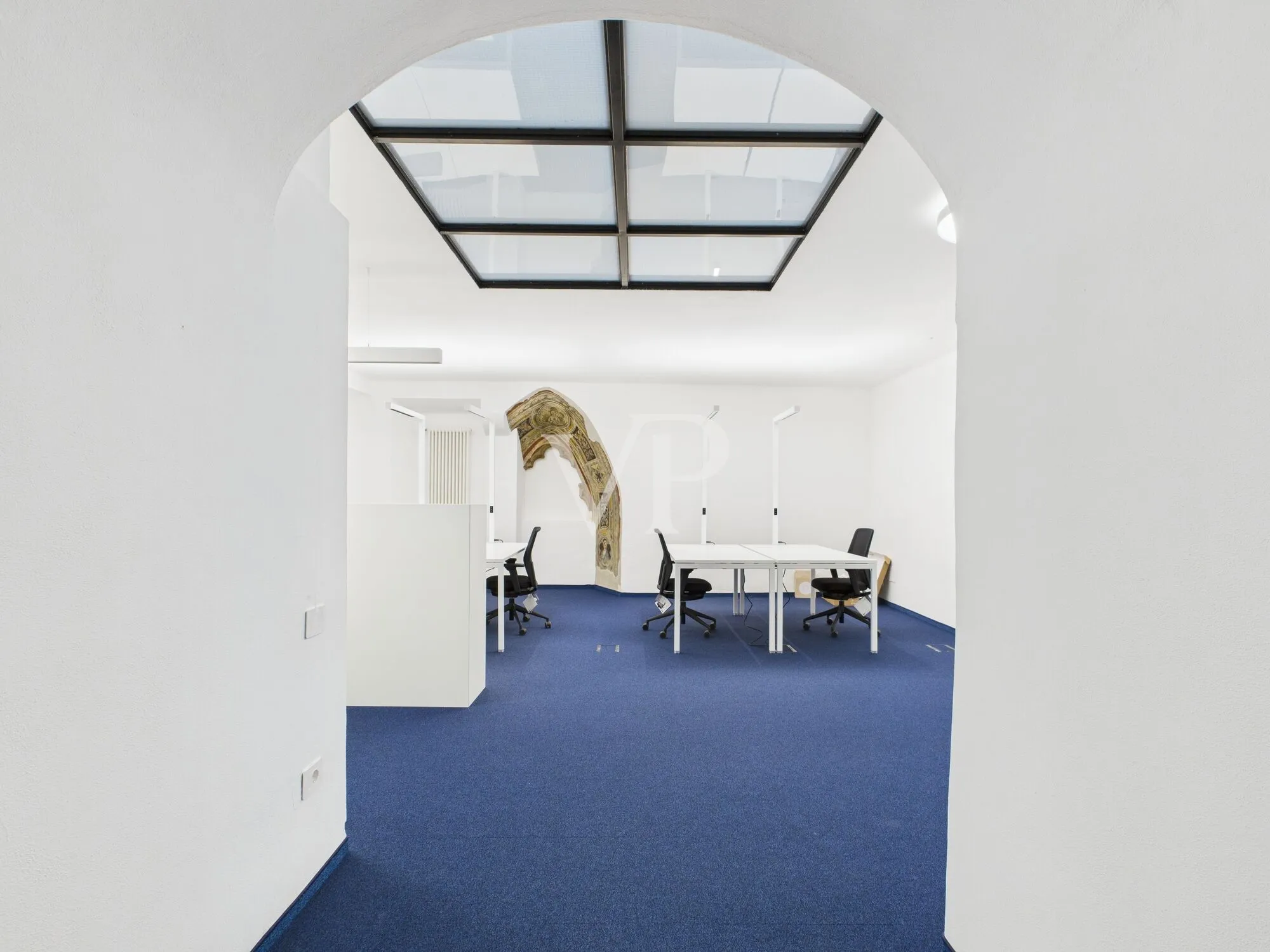 Bolzano: Oficina prestigiosa y funcional en el centro histórico