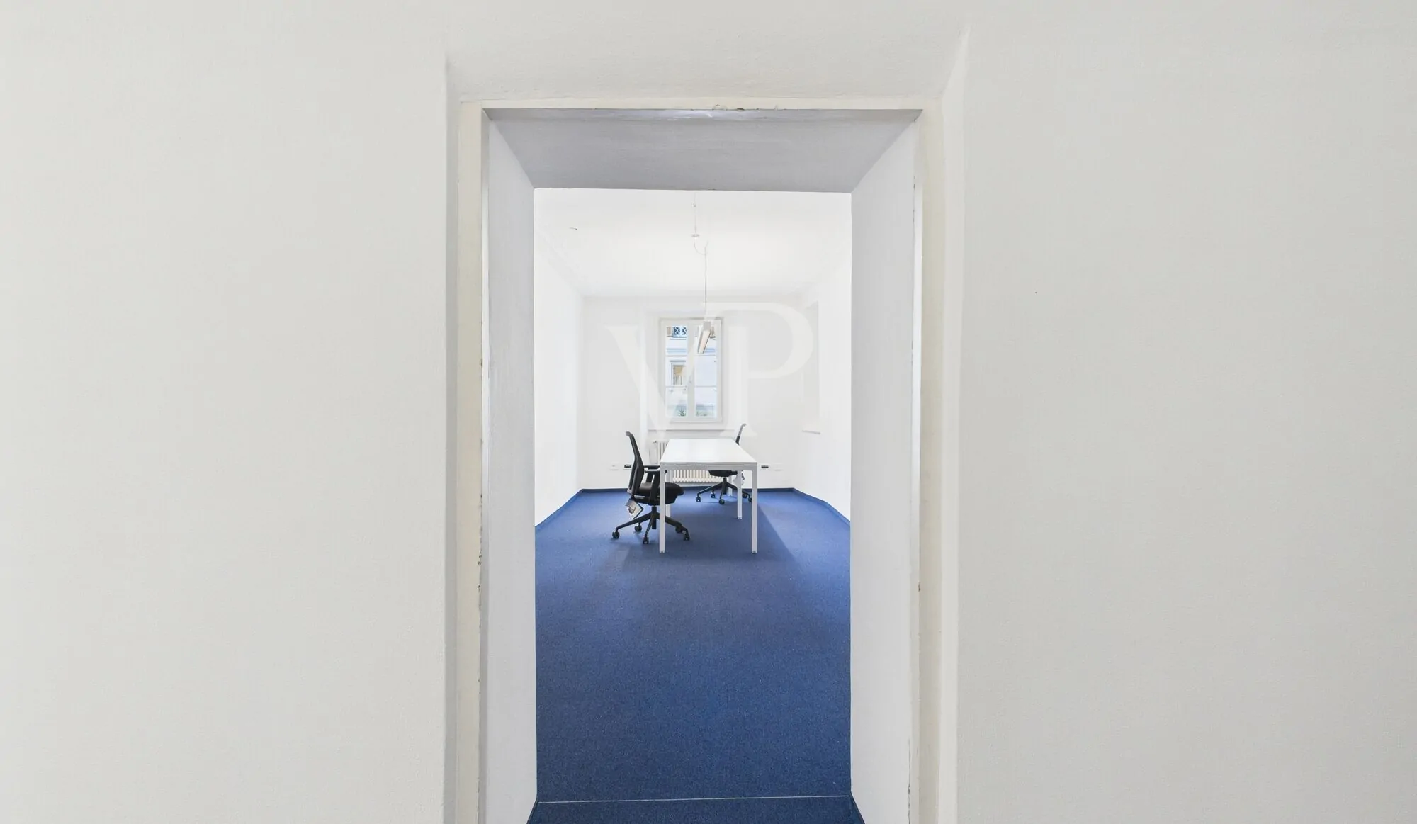 Bolzano: Oficina prestigiosa y funcional en el centro histórico