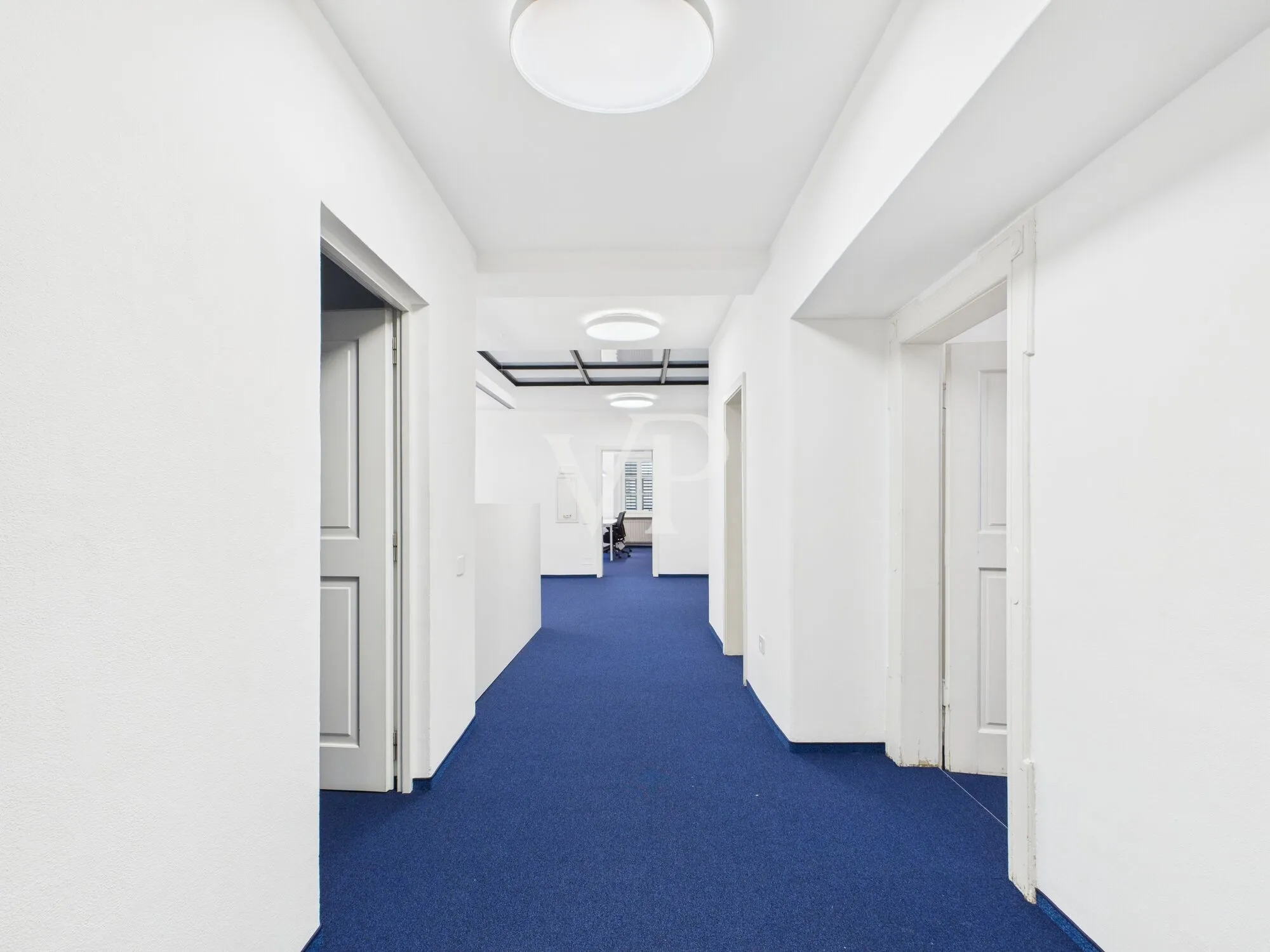 Bolzano: Oficina prestigiosa y funcional en el centro histórico