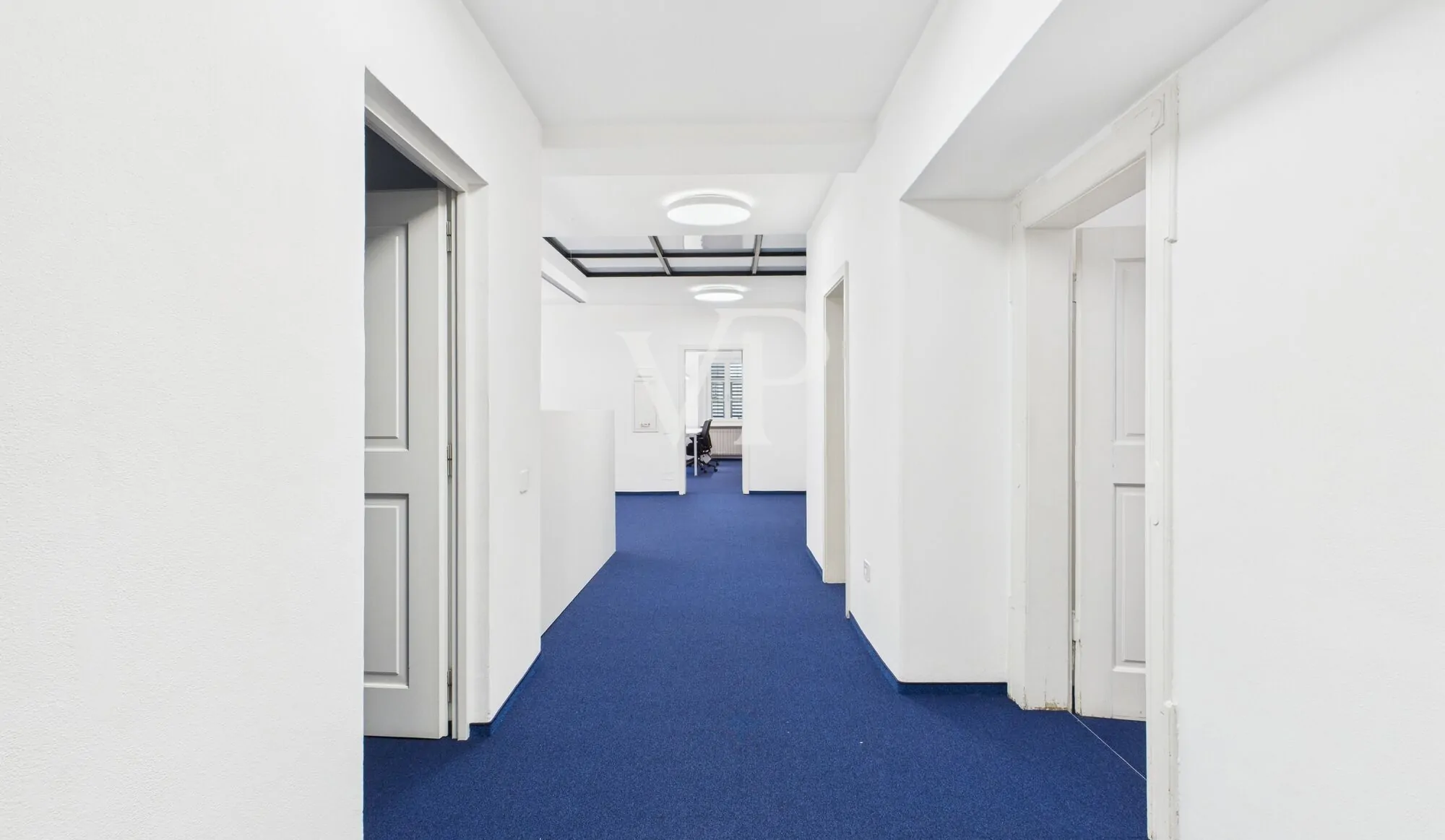 Bolzano: Oficina prestigiosa y funcional en el centro histórico