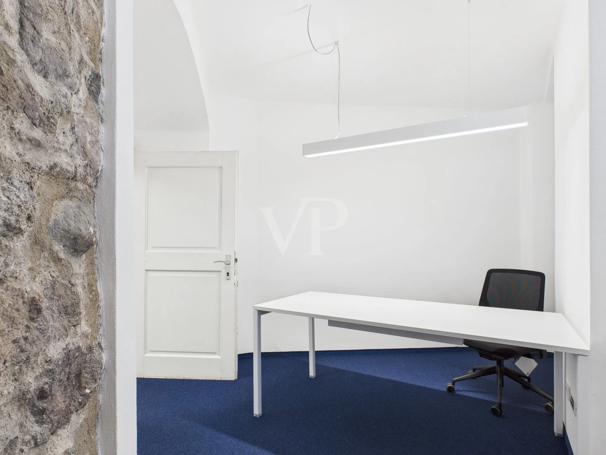 Bolzano: Oficina prestigiosa y funcional en el centro histórico