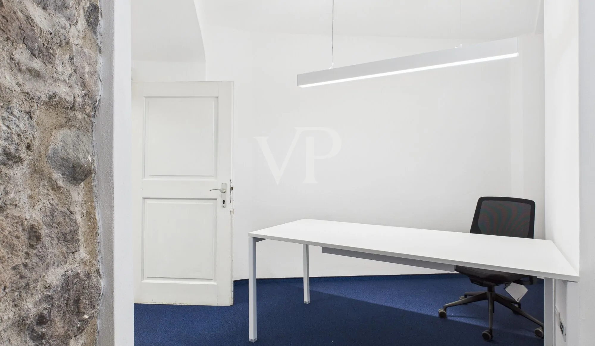 Bolzano: Oficina prestigiosa y funcional en el centro histórico