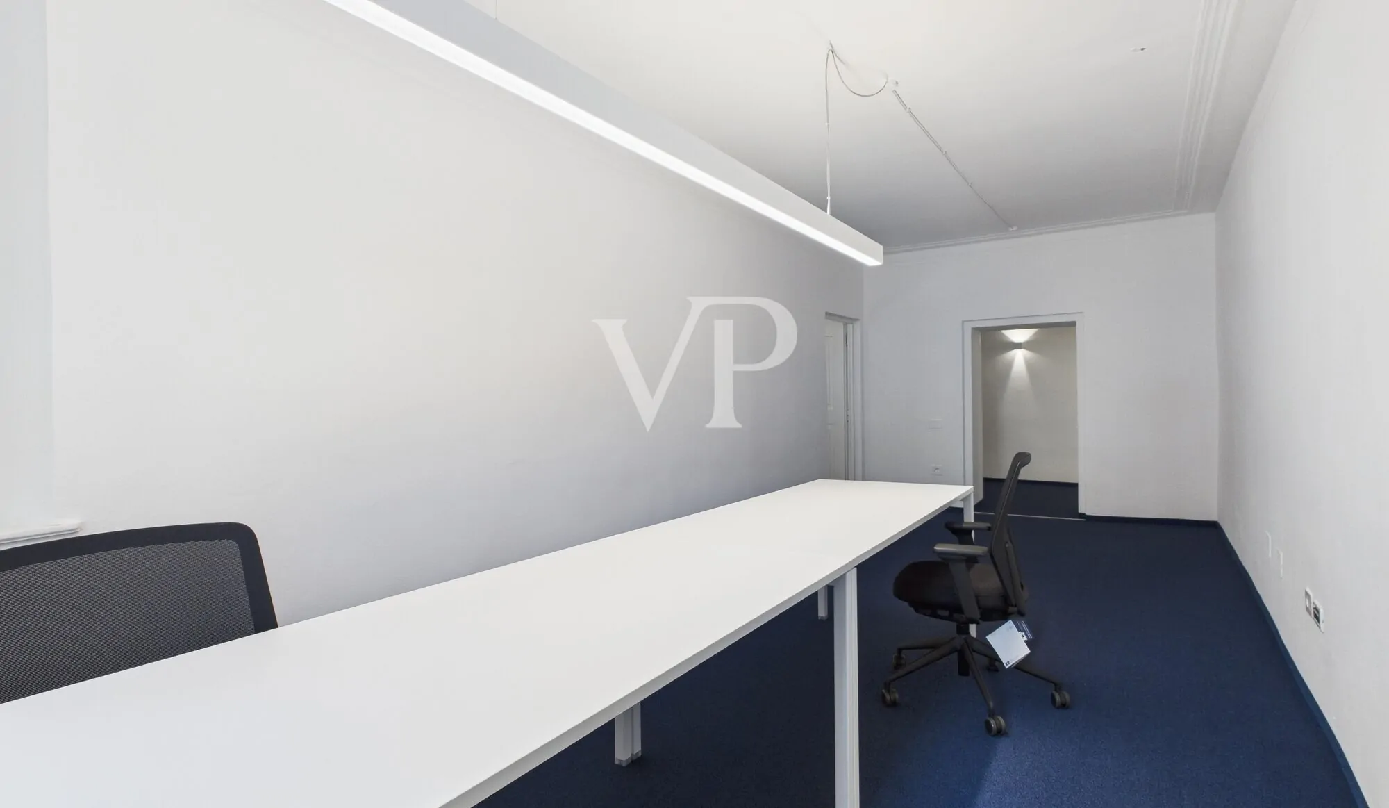 Bolzano: Oficina prestigiosa y funcional en el centro histórico