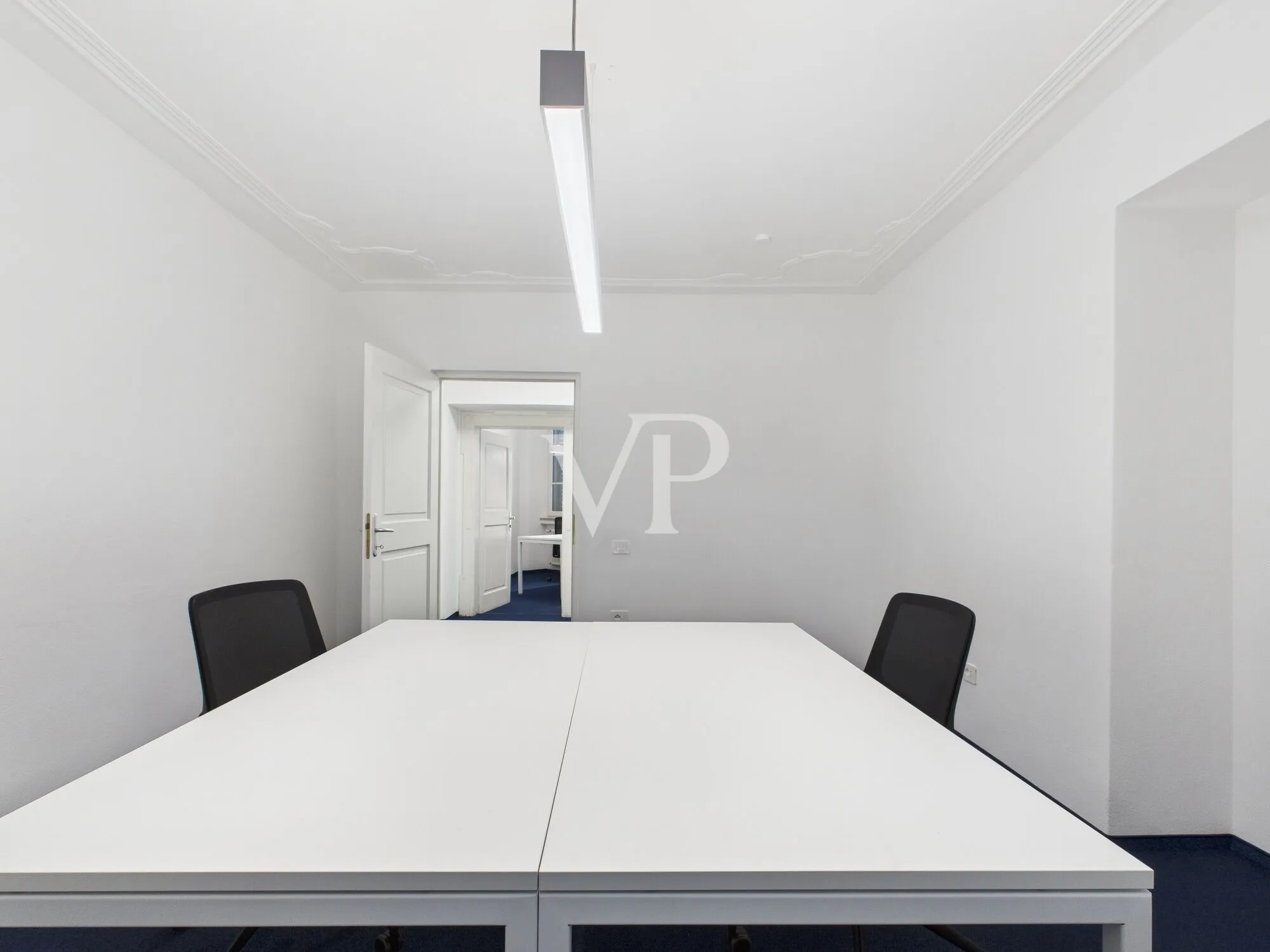 Bolzano: Oficina prestigiosa y funcional en el centro histórico