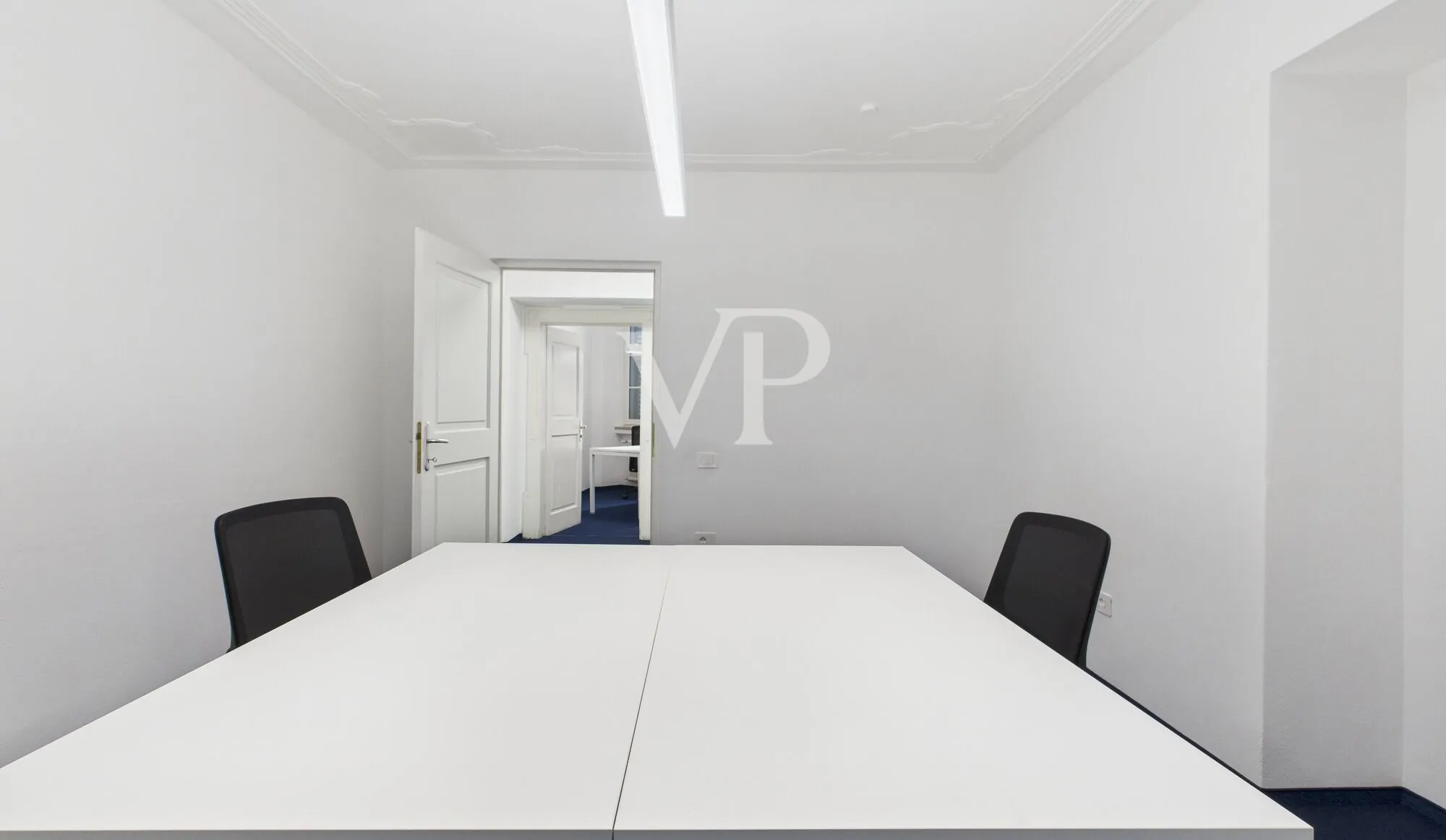 Bolzano: Oficina prestigiosa y funcional en el centro histórico