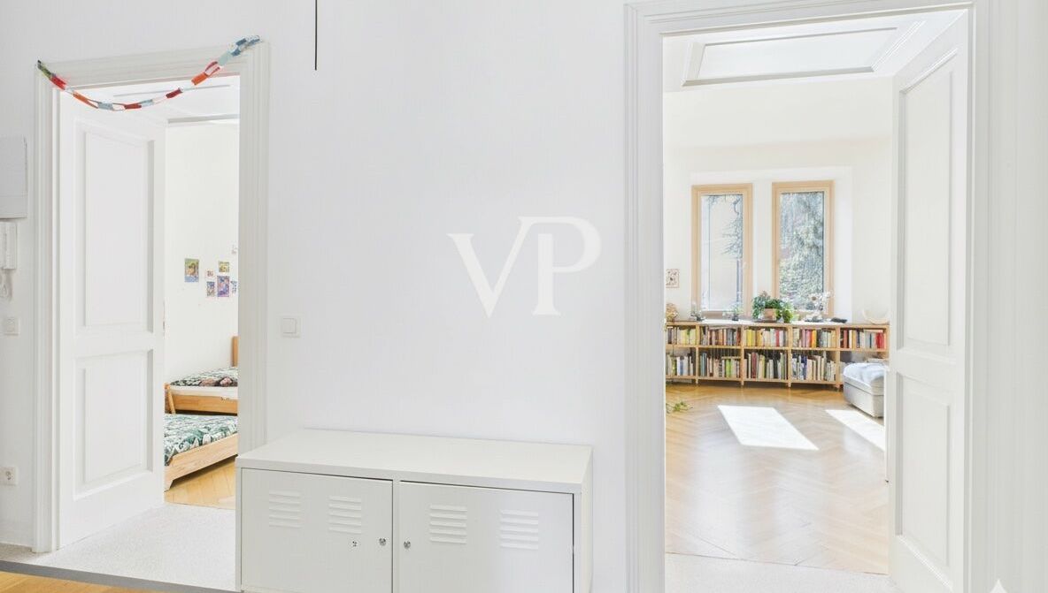 Bolzano centre - Appartement rénové dans un bâtiment historique avec garage