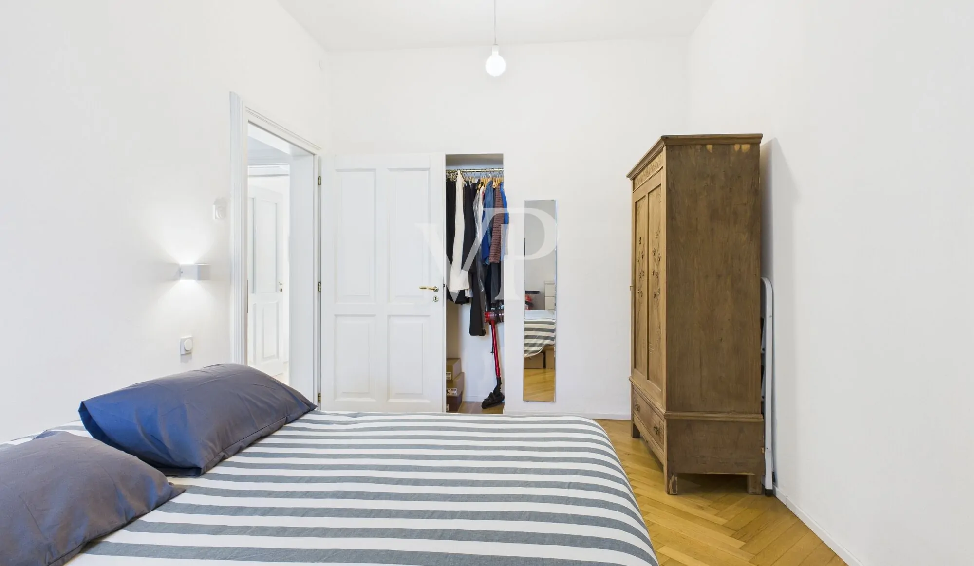 Bolzano centro - Piso renovado en edificio histórico con garaje