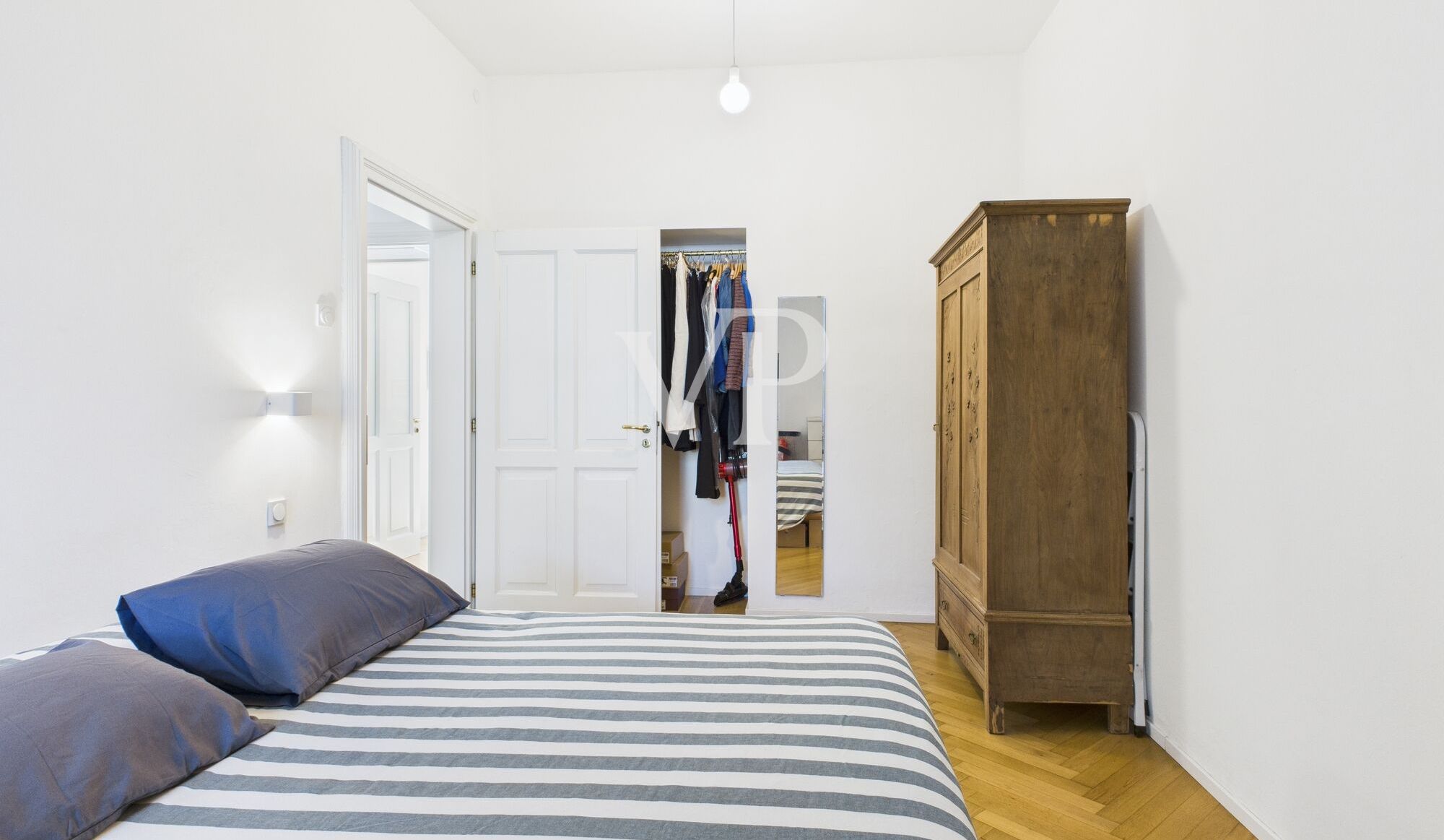 Bolzano centre - Appartement rénové dans un bâtiment historique avec garage