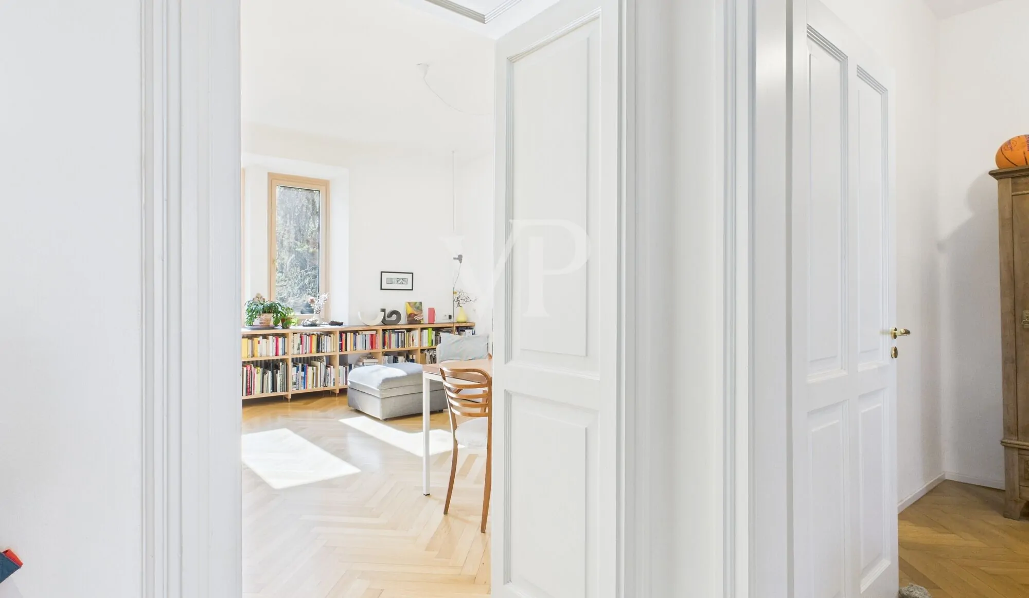 Bolzano centro - Piso renovado en edificio histórico con garaje