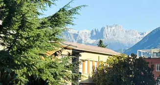 von_poll_real_estate_property_IT254152491_image_0