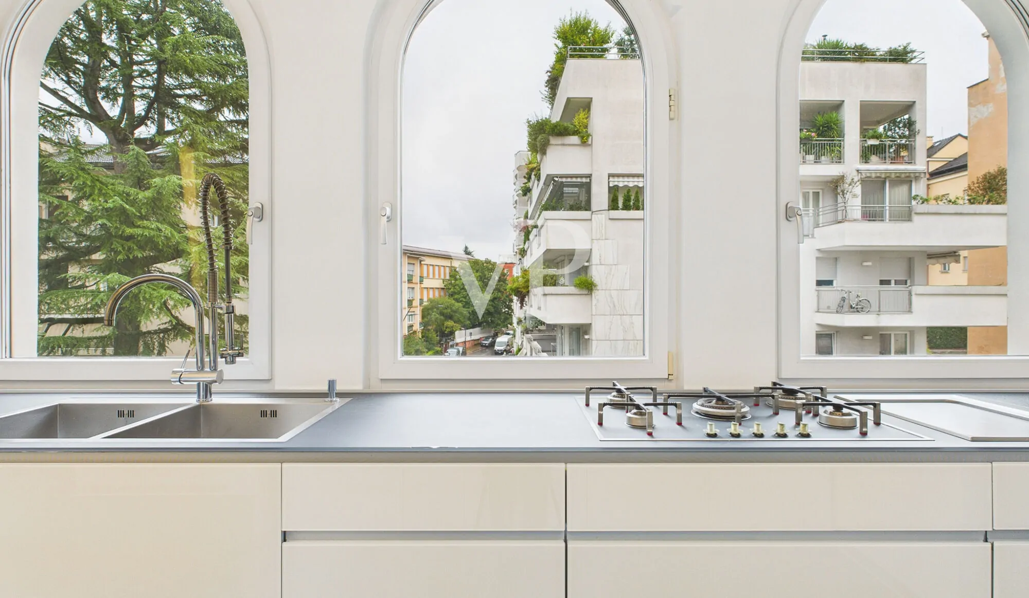 Prestigioso último piso con garaje y vistas al Catinaccio