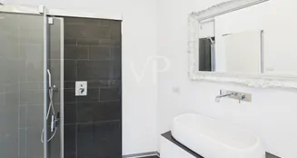 von_poll_real_estate_property_IT254152491_image_13