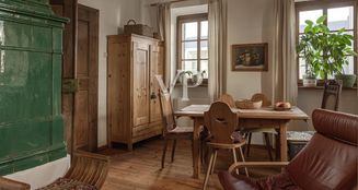 von_poll_real_estate_property_IT254152518_image_1