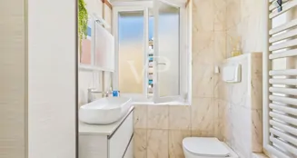 von_poll_real_estate_property_IT254152530_image_16