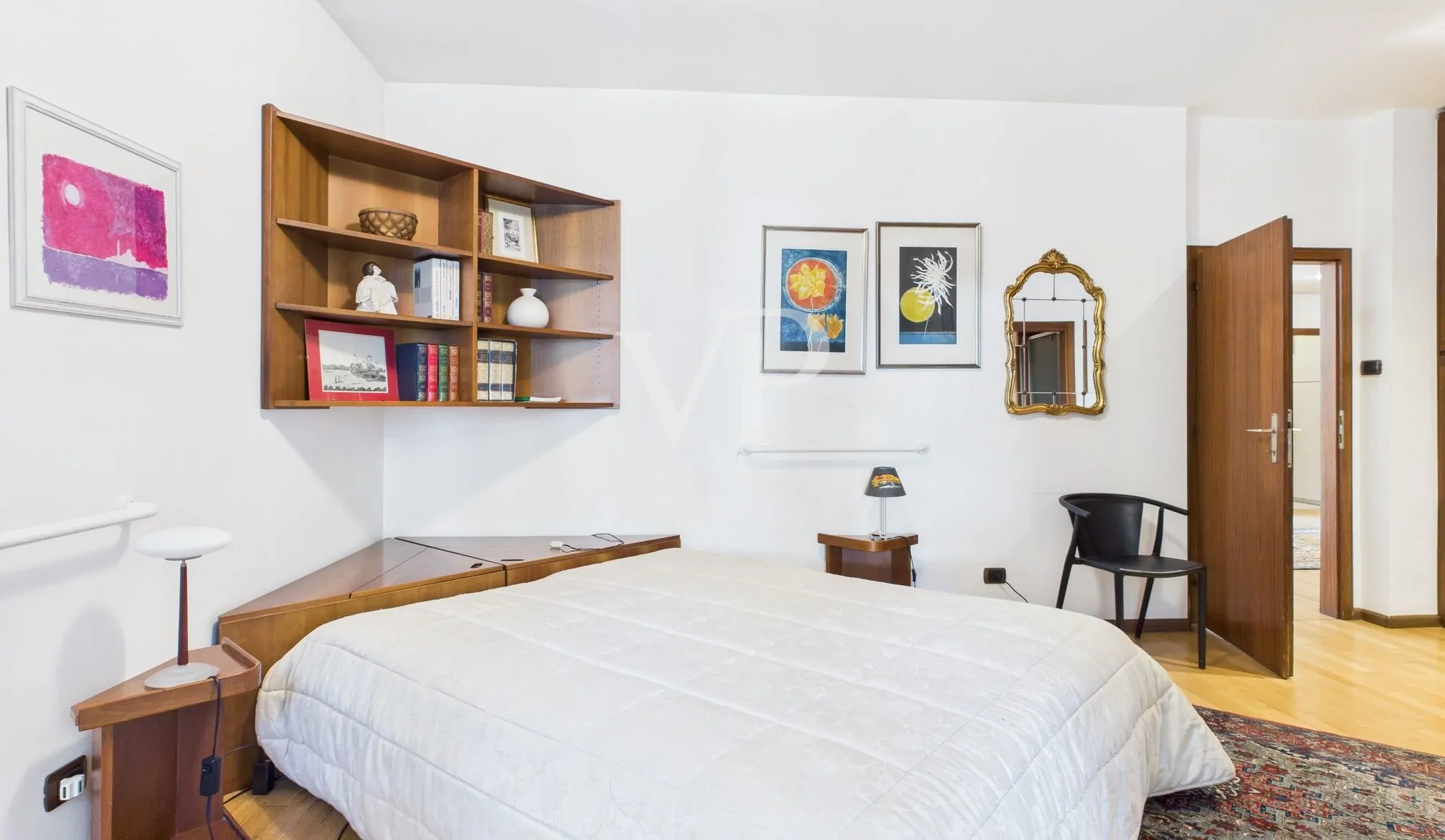 Elegante und geräumige Dreizimmerwohnung in gehobenem Wohnumfeld