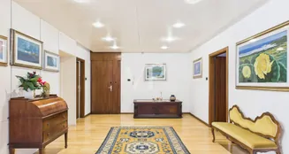 von_poll_real_estate_property_IT254152544_image_9