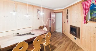 von_poll_real_estate_property_IT254152570_image_60