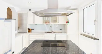 von_poll_real_estate_property_IT254152570_image_101