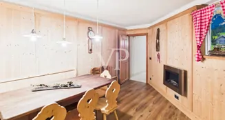 von_poll_real_estate_property_IT254152570_image_92