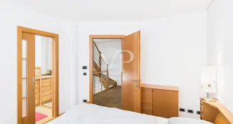 von_poll_real_estate_property_IT254152570_image_83