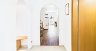 von_poll_real_estate_property_IT254152570_image_175