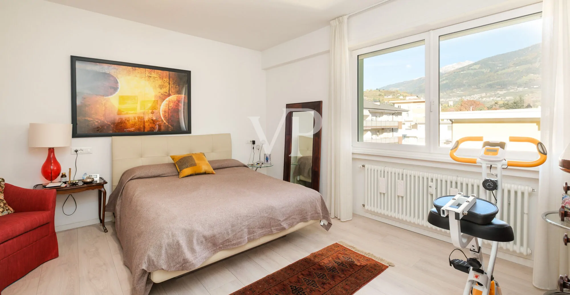 Elegante e moderno quadrilocale con terrazza panoramica