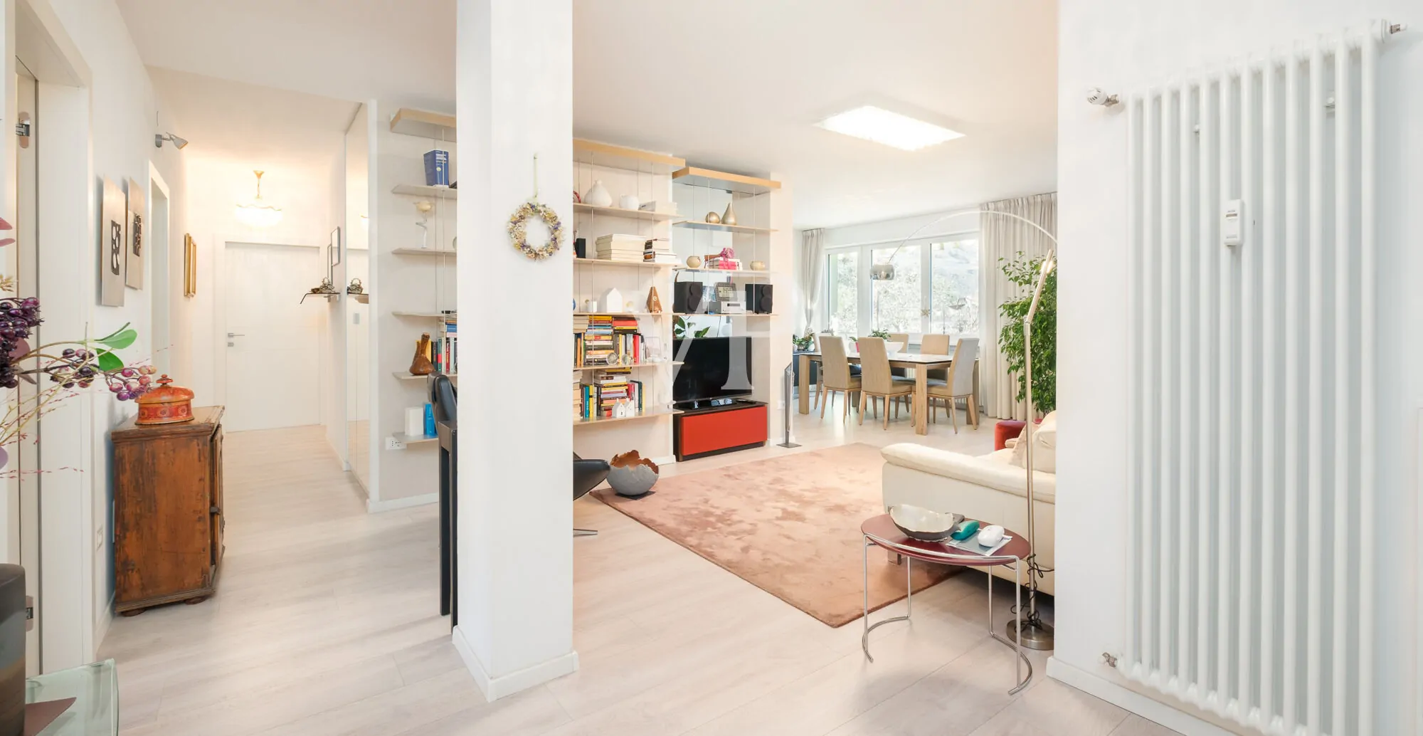 Elegante e moderno quadrilocale con terrazza panoramica