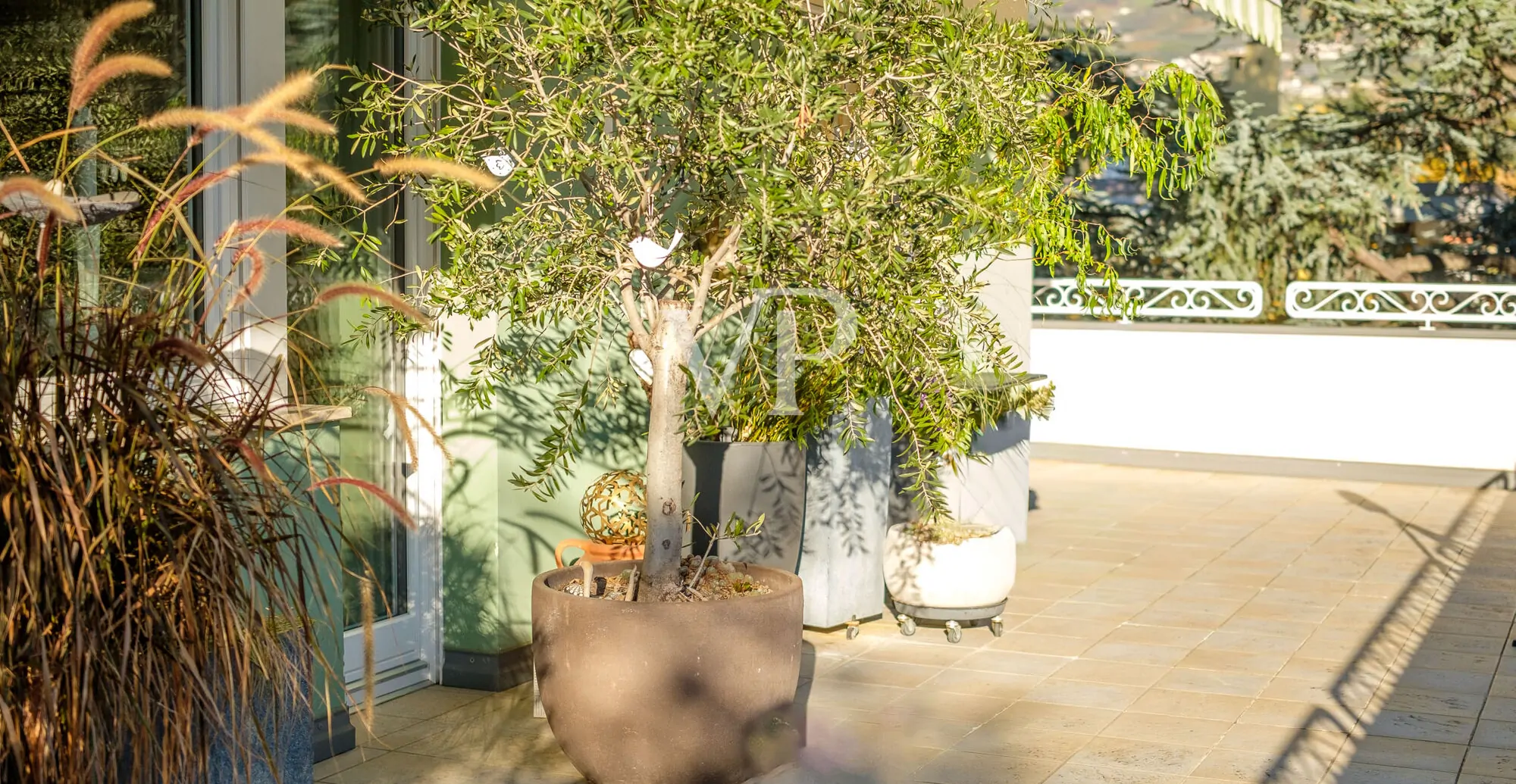 Elegante e moderno quadrilocale con terrazza panoramica