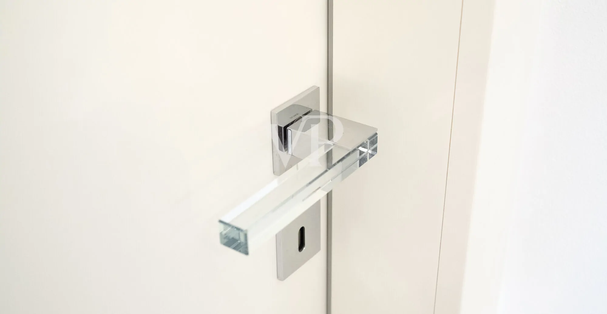 Elegante e moderno quadrilocale con terrazza panoramica