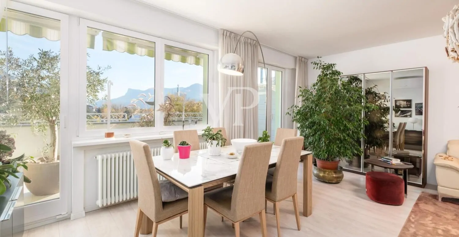 Elegante e moderno quadrilocale con terrazza panoramica